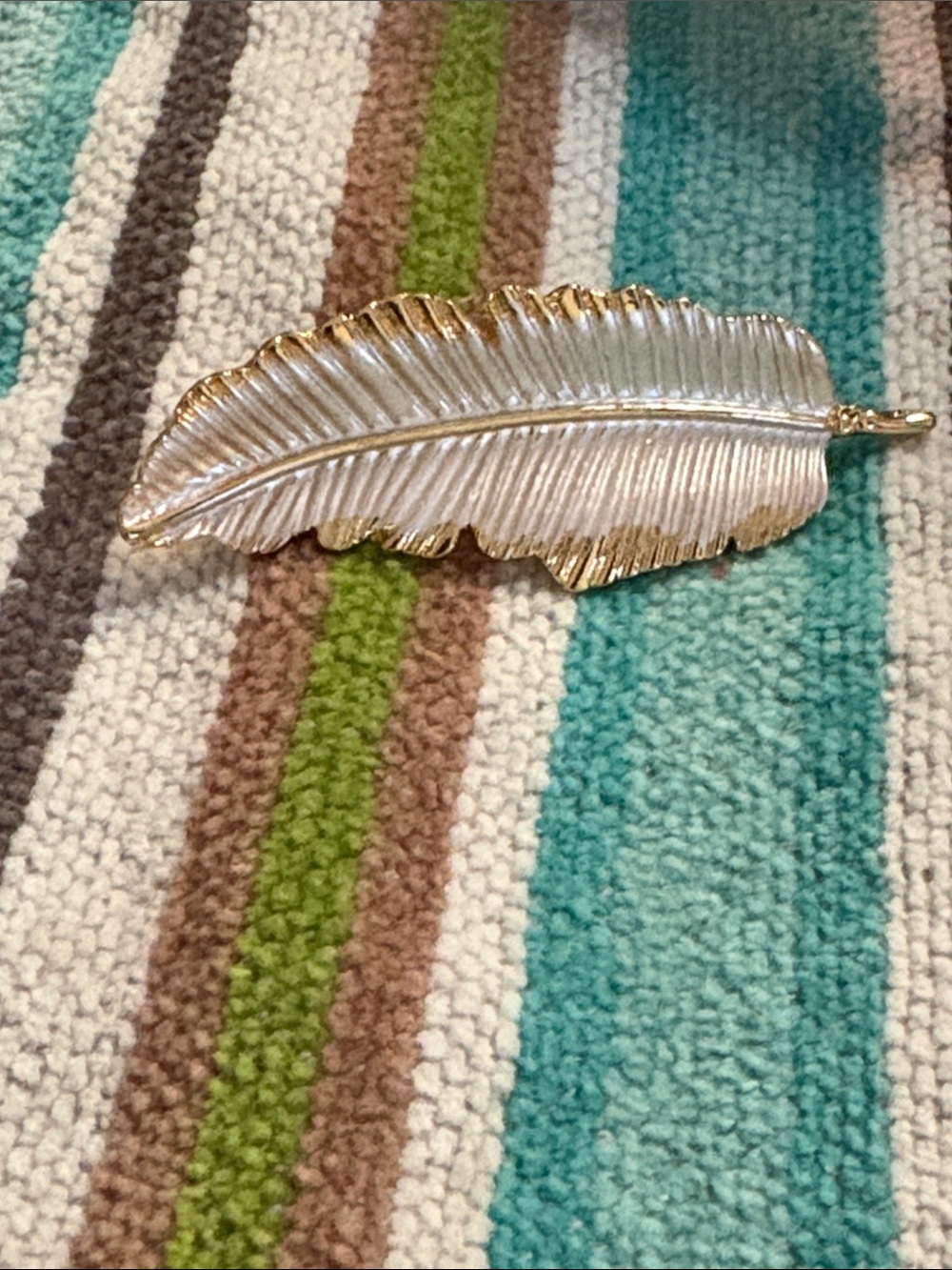 Gold and White Feather Brooch - Elegant Women's Jewelry Pin
